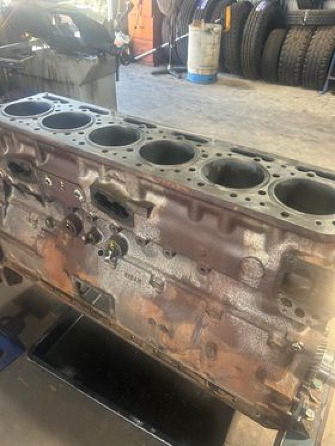 Big Cam 3 Cummins 855 engine rebuild